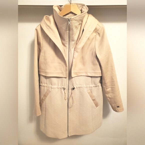 Soia & Kyo Enora jacket. Spring. Quilted parts. Hood. Cream/tan Size L. - Picture 4 of 16